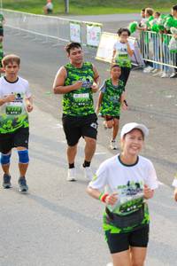 BIB: 991
                            <button type="button" onclick="openModal(3535199)" class="btn btn-primary btn-sm float-right btn-popup" data-toggle="modal" data-target=".modal-high-quality">
                        <i class="fas fa-shopping-cart"></i> Add to Cart
                    </button>
                                            <button type="button" onclick="isThisMe(3535199, true)" class="btn btn-success btn-sm float-right btn-popup btn-isme hidden" data-toggle="tooltip" data-placement="bottom" title="นี่คือรูปของคุณใช่ไหม คลิกที่นี่เพื่อเอาเข้าอัลบั้ม">
                        <i class="fas fa-plus"></i> Add to album
                    </button>
                    <button type="button" onclick="isThisMe(3535199, false)" class="btn btn-warning btn-sm float-right btn-popup btn-isnotme hidden">
                        <i class="fas fa-ban"></i> Remove from album
                    </button>